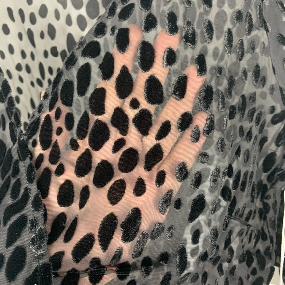 Good American Burnout Leopard Sheer Night Out Casual Top Size 4 - Picture 12 of 12